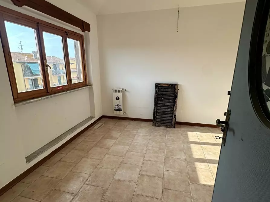 Immagine 10 di Villetta a schiera in vendita  a Viareggio