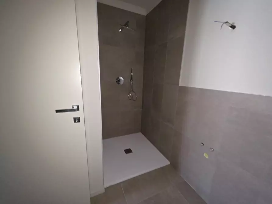 Immagine 12 di Appartamento in vendita  a Capannori