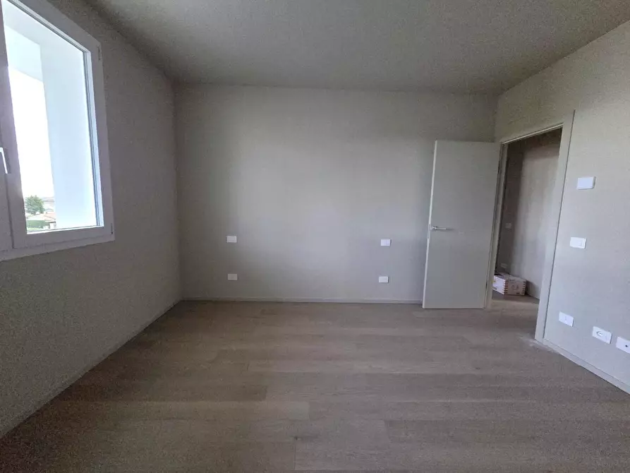 Immagine 10 di Appartamento in vendita  a Capannori