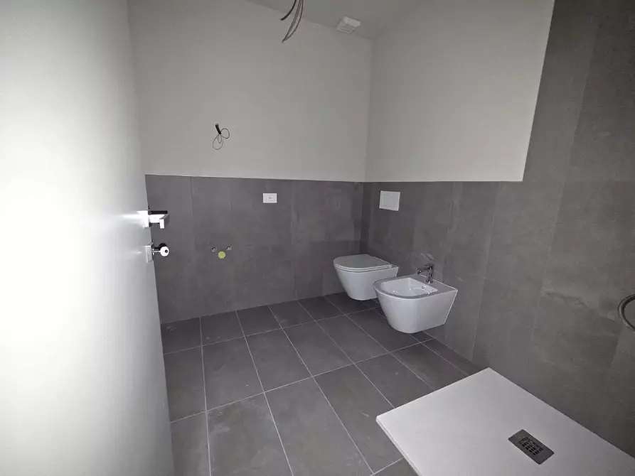 Immagine 9 di Appartamento in vendita  a Capannori