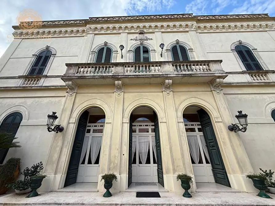 Immagine 2 di Villa in vendita  a Alessano