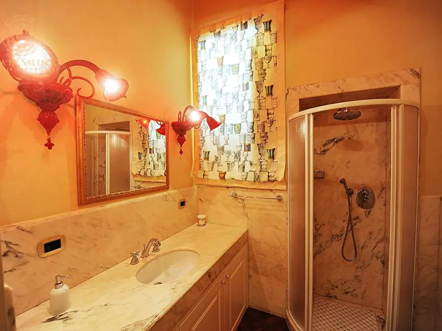 Immagine 38 di Villa in vendita  a Alessano