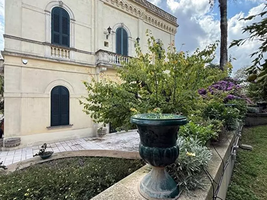 Immagine 12 di Villa in vendita  a Alessano