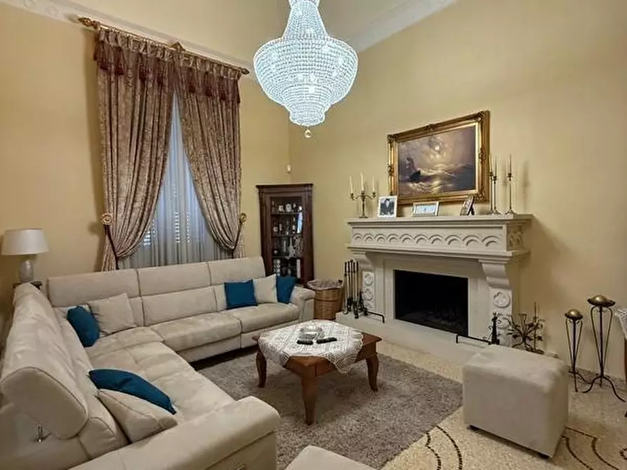 Immagine 43 di Villa in vendita  a Alessano