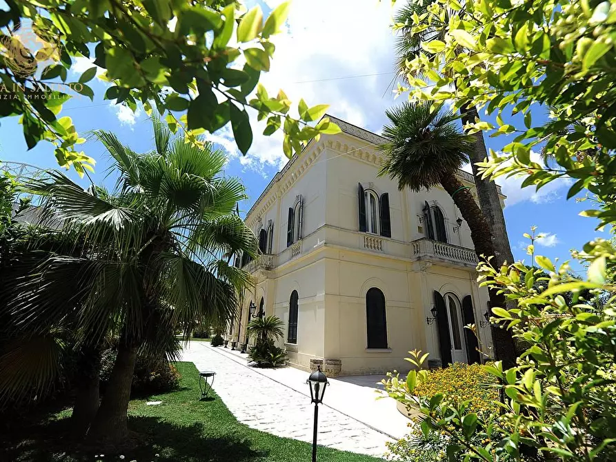 Immagine 17 di Villa in vendita  a Alessano