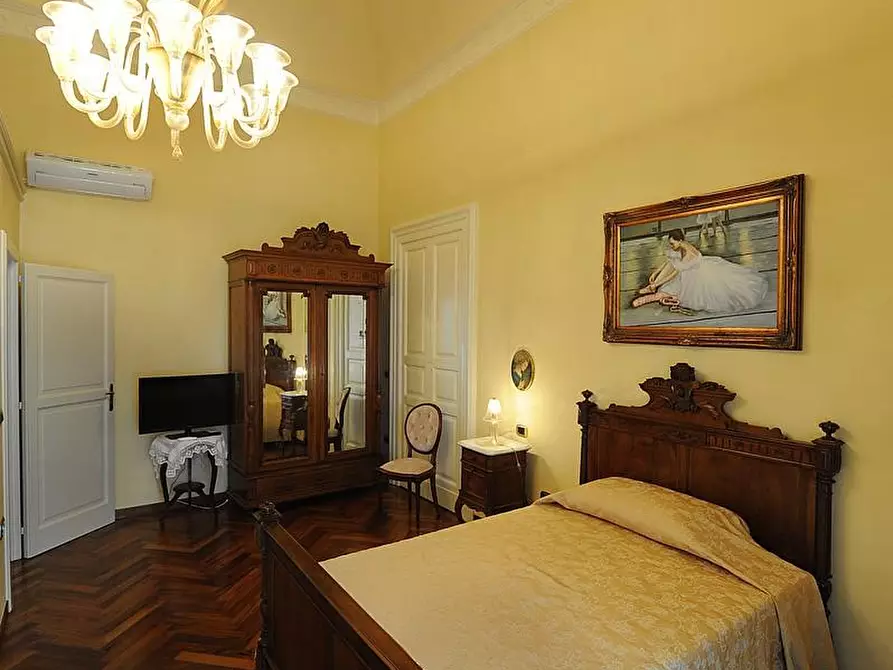 Immagine 35 di Villa in vendita  a Alessano