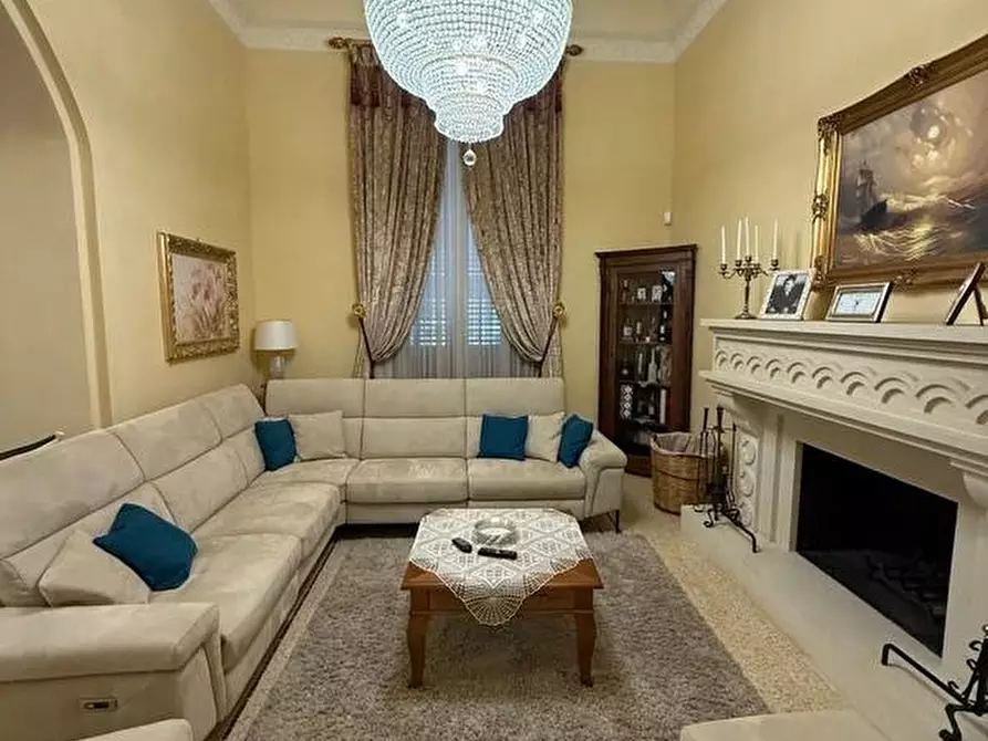 Immagine 44 di Villa in vendita  a Alessano