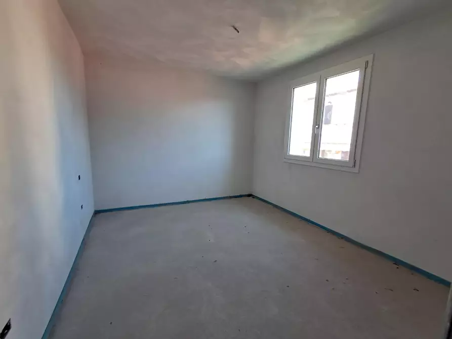 Immagine 5 di Casa bifamiliare in vendita  a Bientina