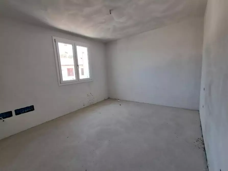 Immagine 10 di Casa bifamiliare in vendita  a Bientina