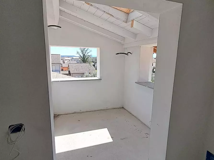 Immagine 15 di Casa bifamiliare in vendita  a Bientina