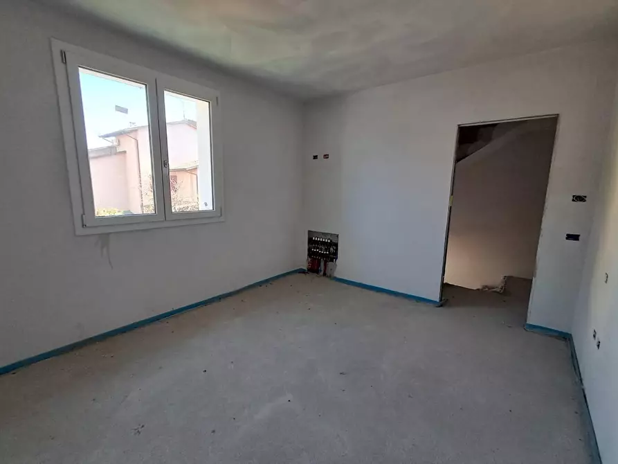 Immagine 6 di Casa bifamiliare in vendita  a Bientina