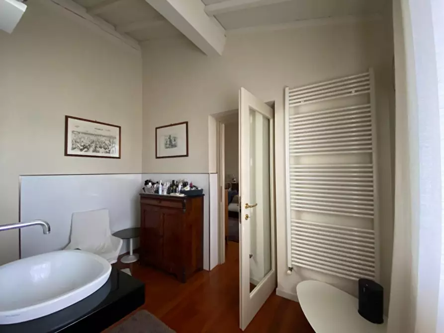 Immagine 22 di Casa colonica in vendita  a Montopoli In Val D'arno