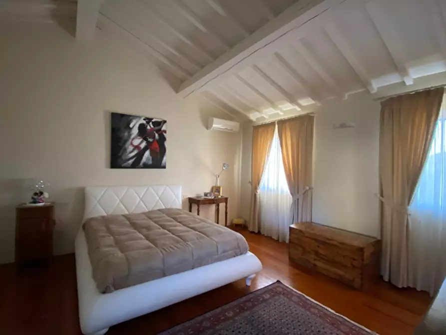 Immagine 33 di Casa colonica in vendita  a Montopoli In Val D'arno