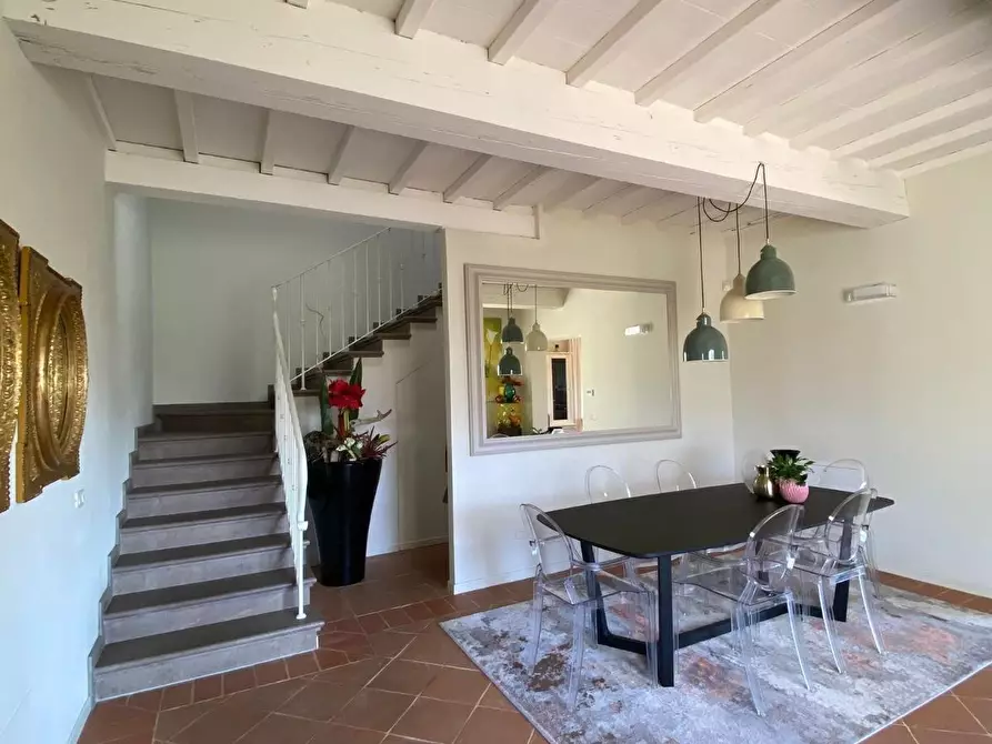 Immagine 17 di Casa colonica in vendita  a Montopoli In Val D'arno