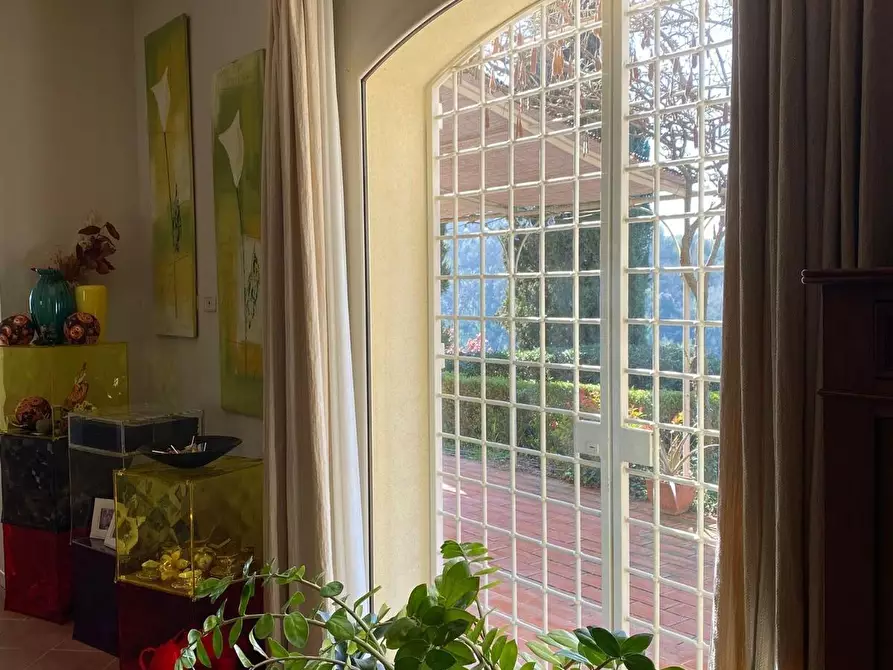 Immagine 10 di Casa colonica in vendita  a Montopoli In Val D'arno