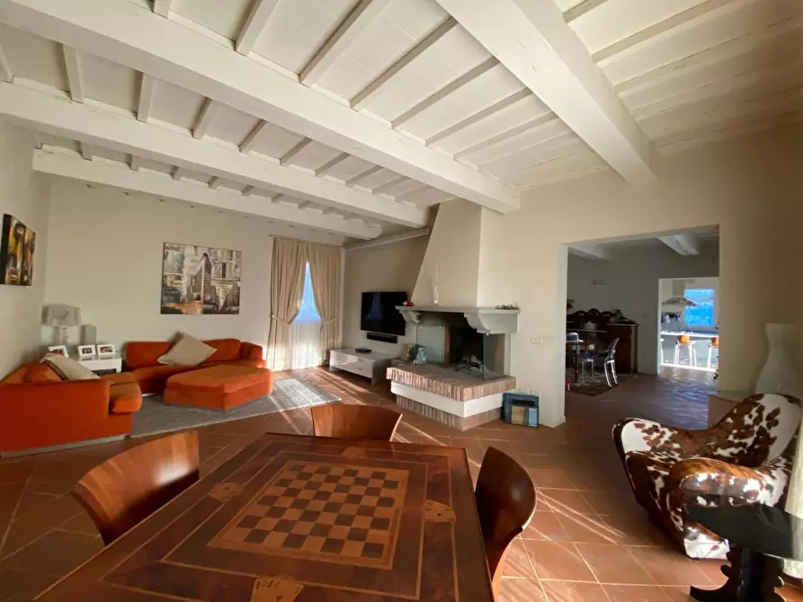 Immagine 6 di Casa colonica in vendita  a Montopoli In Val D'arno