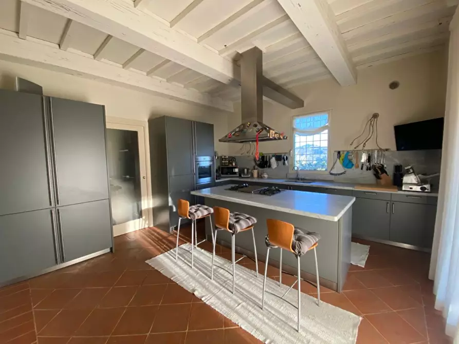 Immagine 4 di Casa colonica in vendita  a Montopoli In Val D'arno