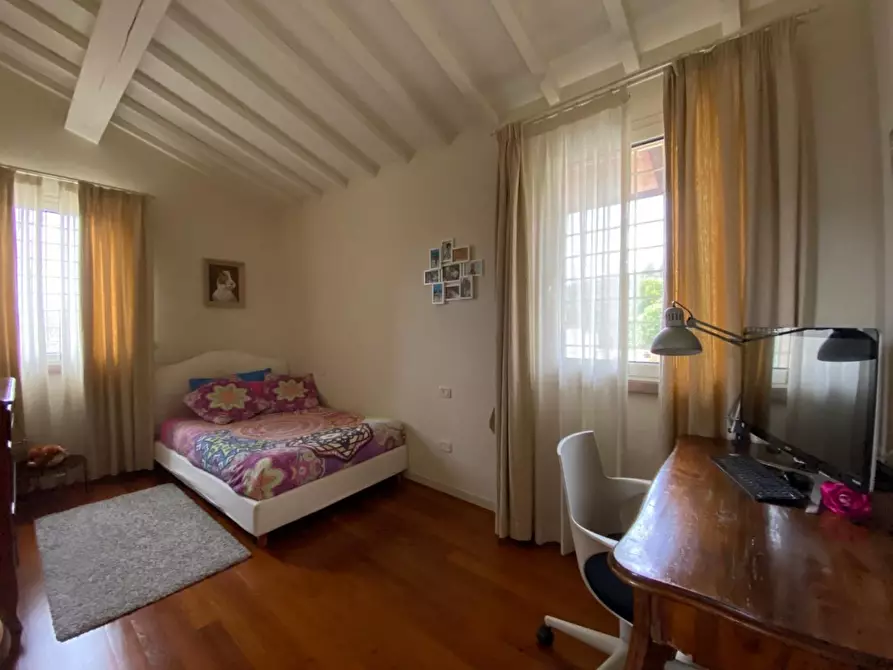 Immagine 37 di Casa colonica in vendita  a Montopoli In Val D'arno