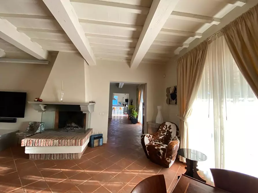 Immagine 9 di Casa colonica in vendita  a Montopoli In Val D'arno