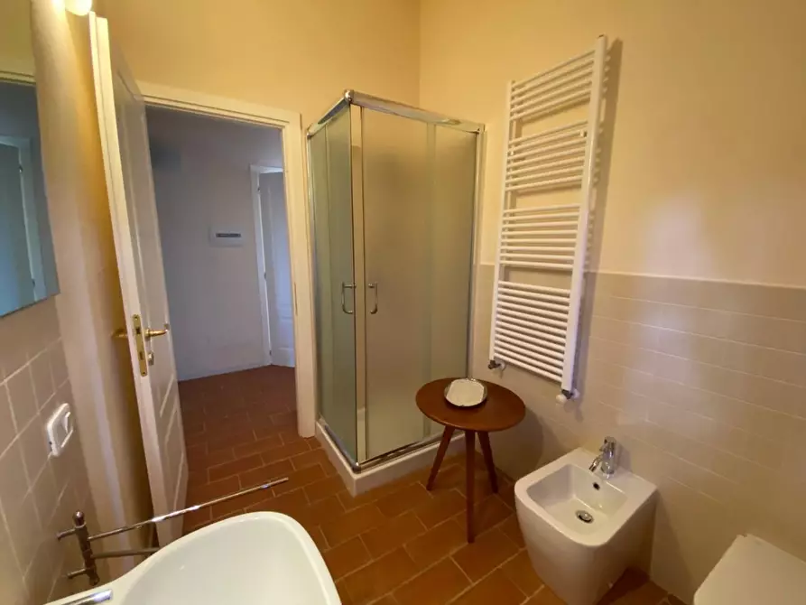 Immagine 47 di Casa colonica in vendita  a Montopoli In Val D'arno