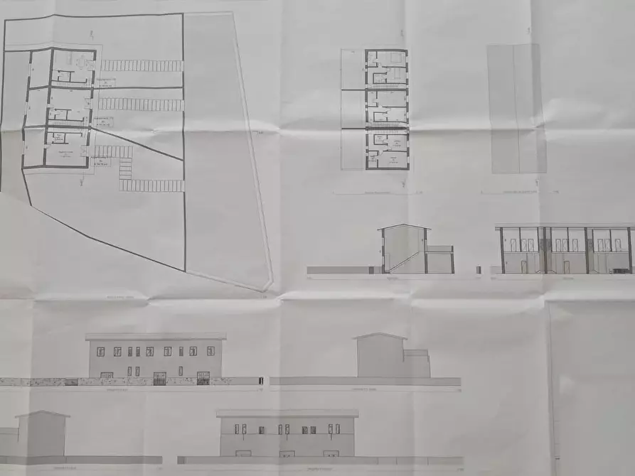Immagine 2 di Terreno residenziale in vendita  a San Giuliano Terme