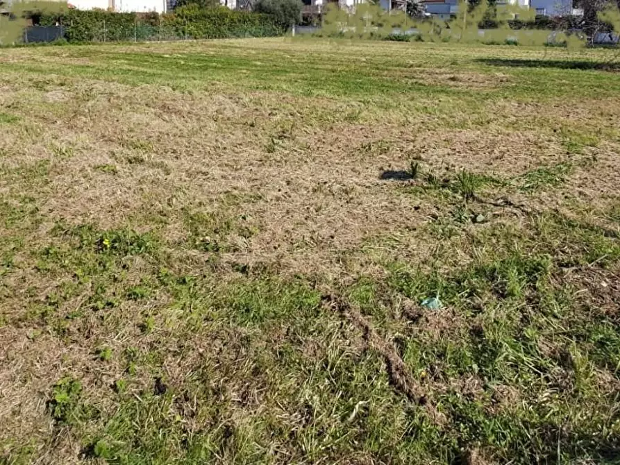 Immagine 1 di Terreno residenziale in vendita  a San Giuliano Terme