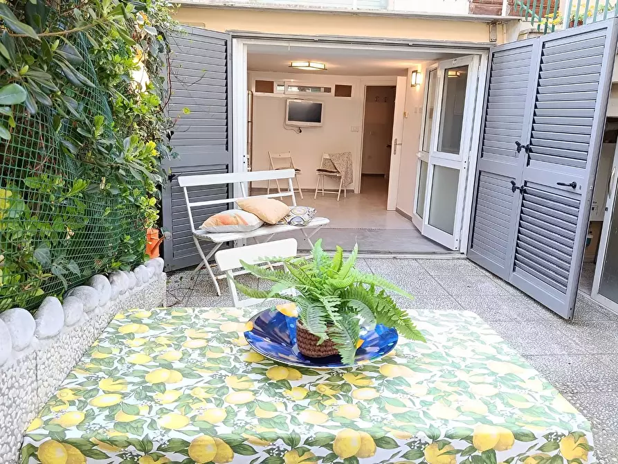 Immagine 4 di Appartamento in vendita  a Rosignano Marittimo