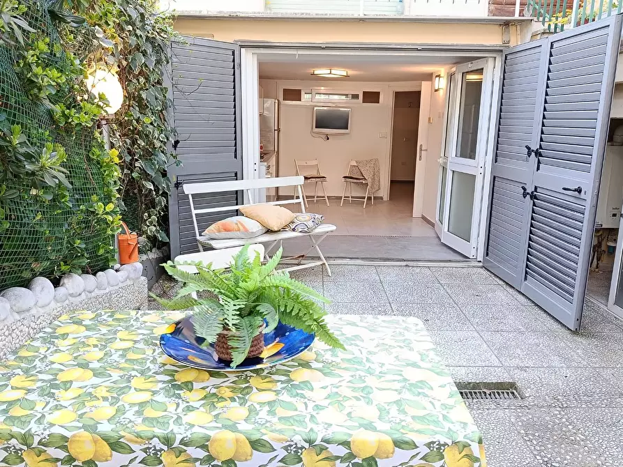 Immagine 1 di Appartamento in vendita  a Rosignano Marittimo