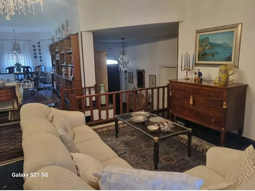 Immagine 4 di Casa indipendente in vendita  a Carrara