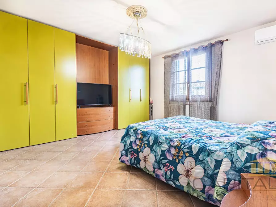 Immagine 21 di Villa in vendita  a Fucecchio