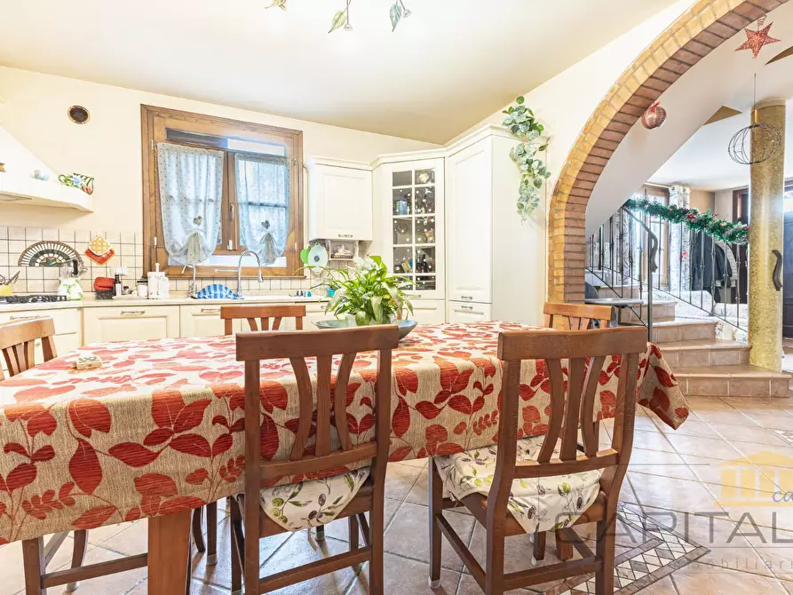 Immagine 16 di Villa in vendita  a Fucecchio