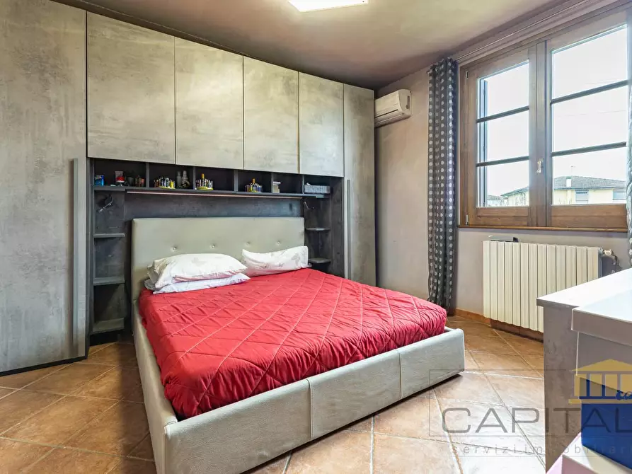 Immagine 27 di Villa in vendita  a Fucecchio