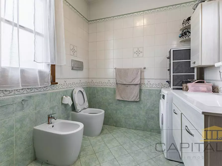 Immagine 18 di Villa in vendita  a Fucecchio