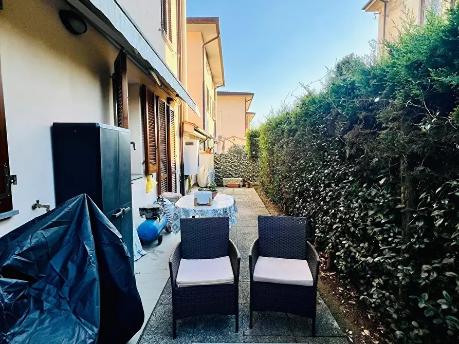 Immagine 23 di Appartamento in vendita  a Lucca