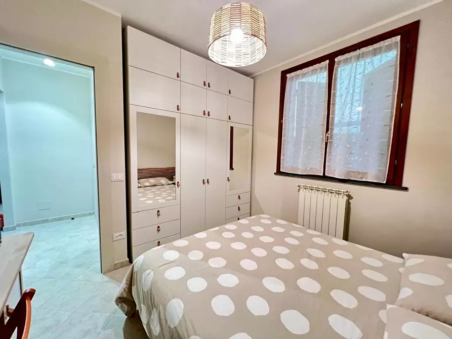 Immagine 20 di Appartamento in vendita  a Lucca