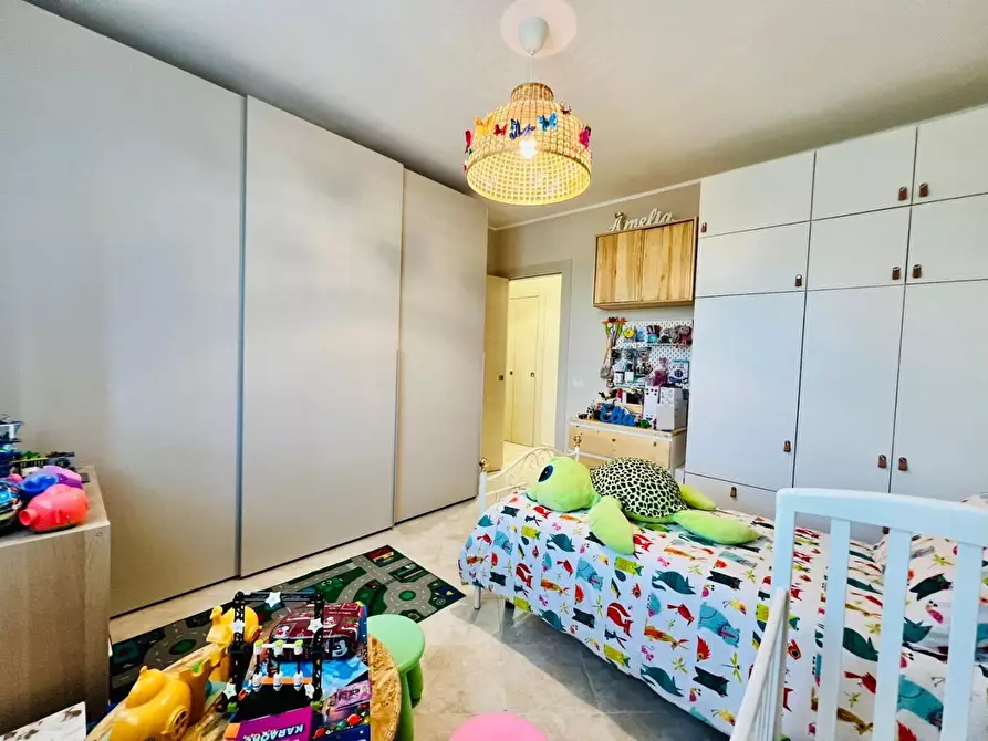 Immagine 15 di Appartamento in vendita  a Lucca