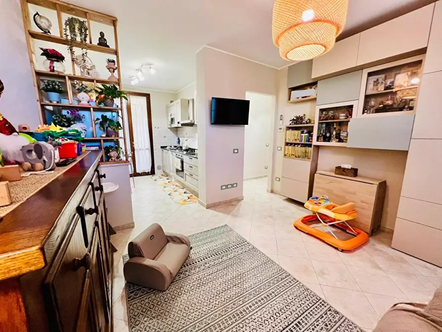 Immagine 7 di Appartamento in vendita  a Lucca