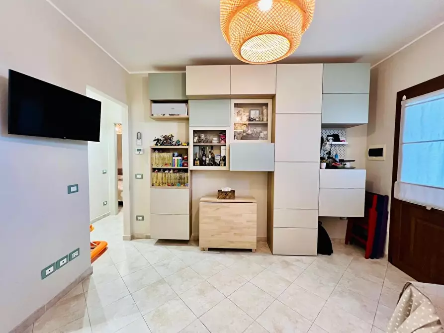 Immagine 8 di Appartamento in vendita  a Lucca