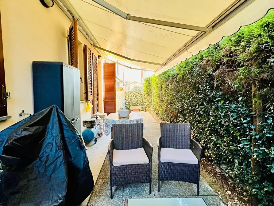 Immagine 25 di Appartamento in vendita  a Lucca