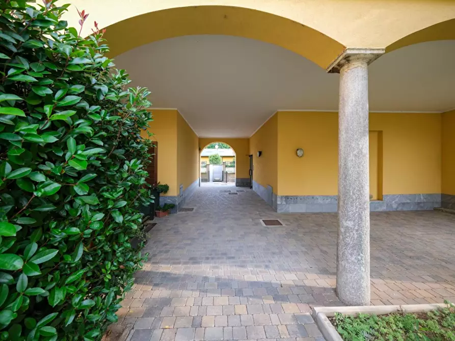 Immagine 3 di Appartamento in vendita  a Peschiera Borromeo