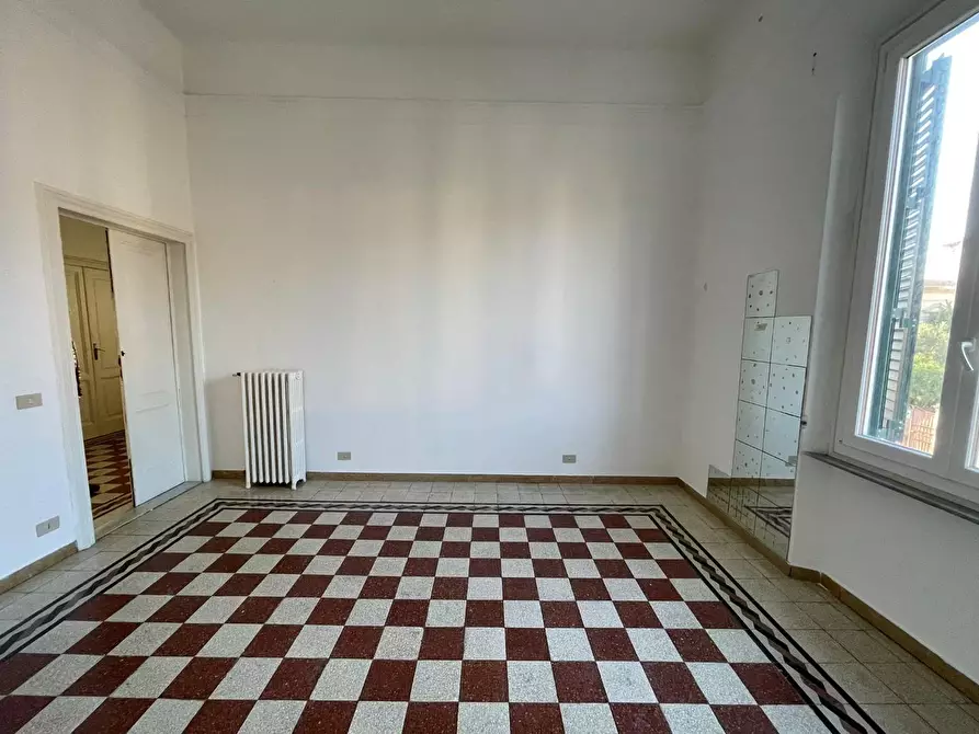 Immagine 34 di Villetta a schiera in vendita  a Livorno