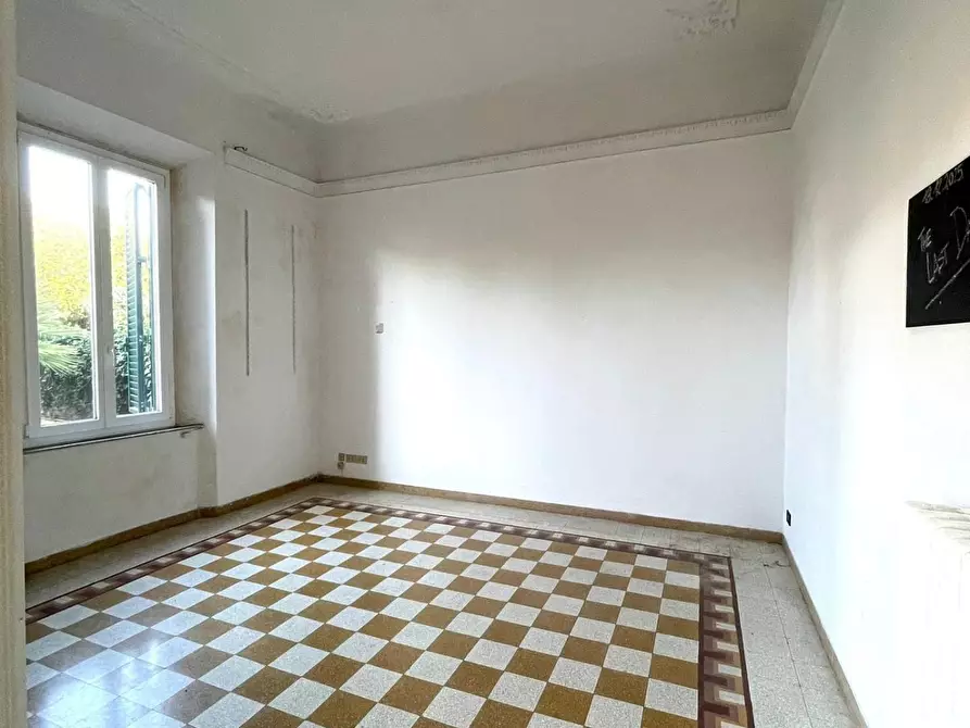 Immagine 39 di Villetta a schiera in vendita  a Livorno