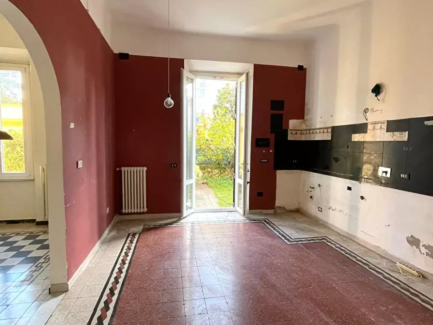 Immagine 10 di Villetta a schiera in vendita  a Livorno