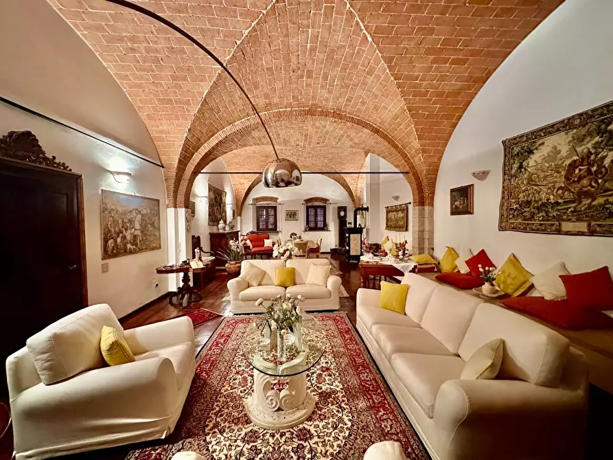 Immagine 17 di Rustico / casale in vendita  a San Giuliano Terme