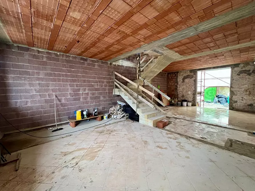 Immagine 18 di Casa bifamiliare in vendita  a Pontedera