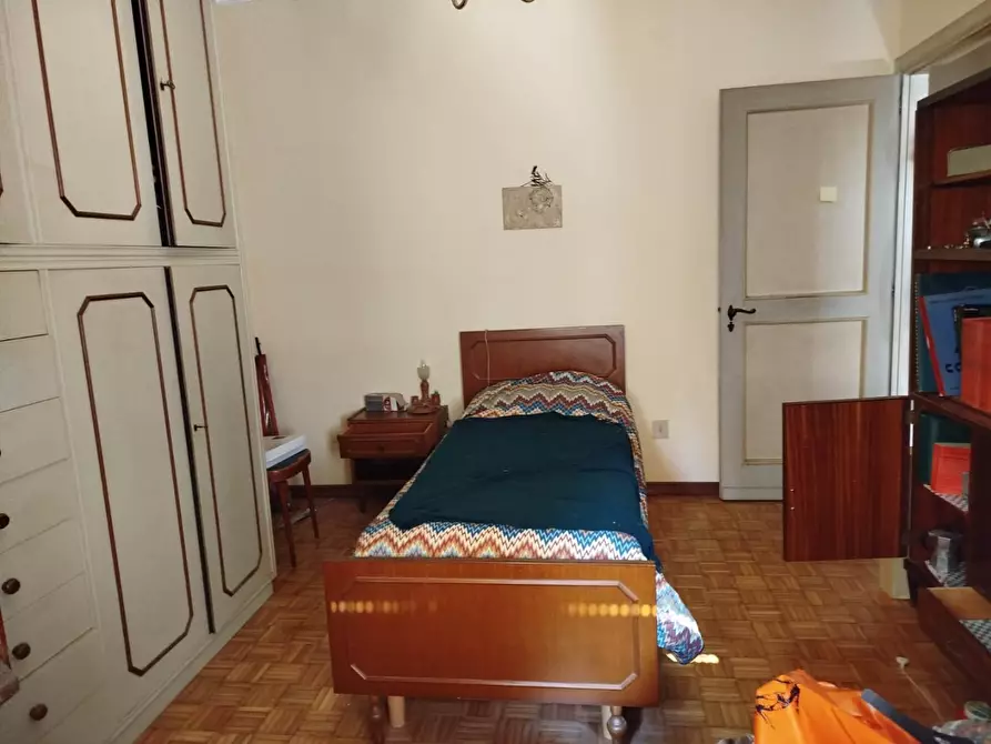 Immagine 17 di Appartamento in vendita  a Pisa