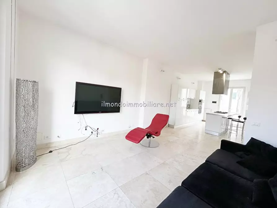 Immagine 3 di Casa bifamiliare in vendita  a Cecina