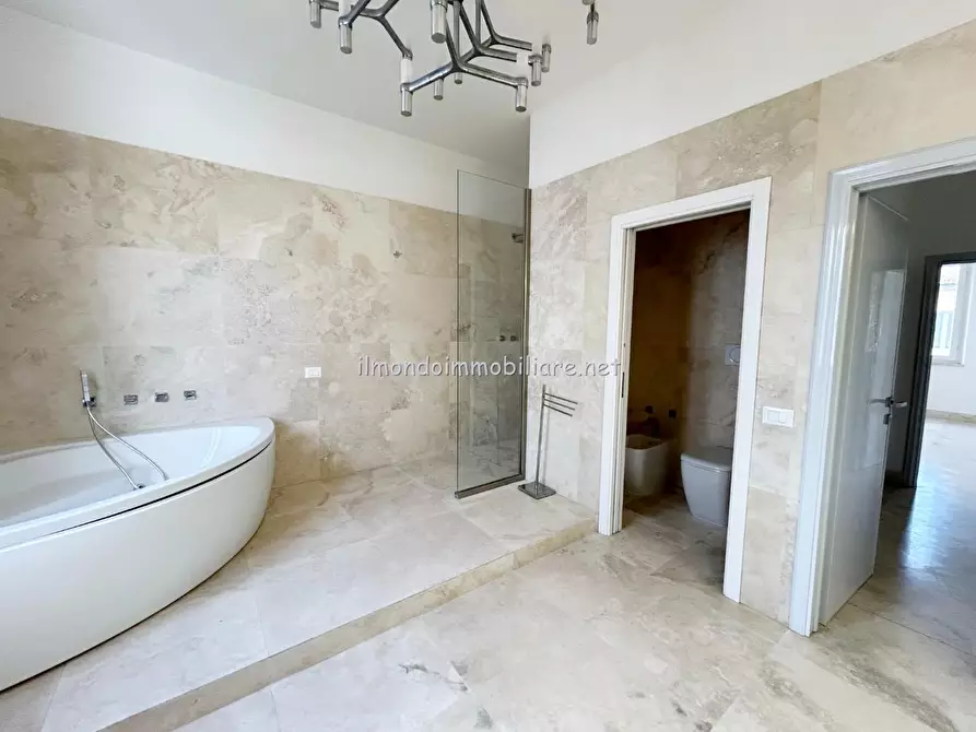 Immagine 9 di Casa bifamiliare in vendita  a Cecina