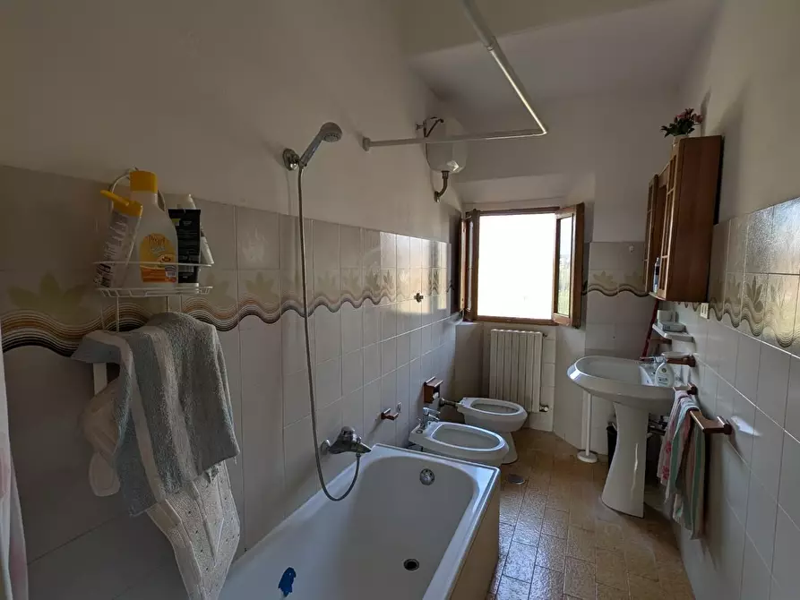 Immagine 10 di Appartamento in vendita  a Empoli