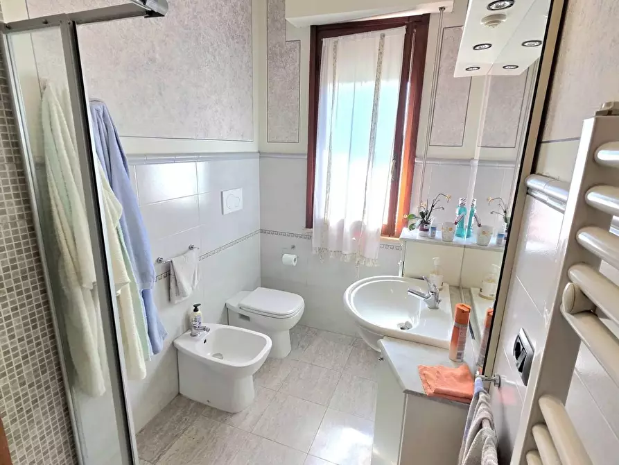 Immagine 12 di Appartamento in vendita  a Cerreto Guidi